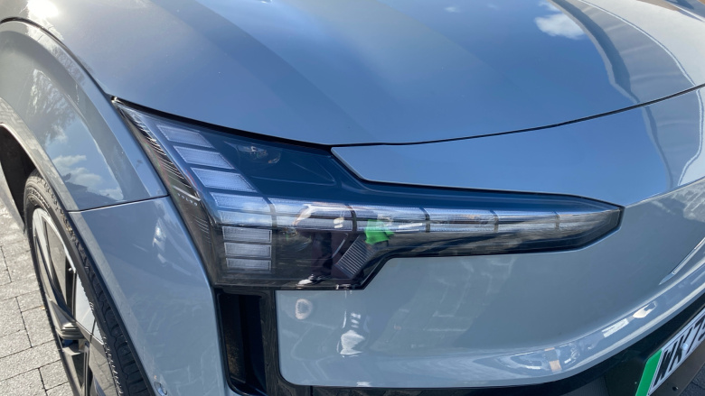 Volvo EX30 200kW SM Extended Range Ultra 69kWh 5dr Auto Electric Estate